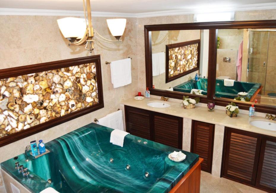 Puflene Resort موريغيول المظهر الخارجي الصورة